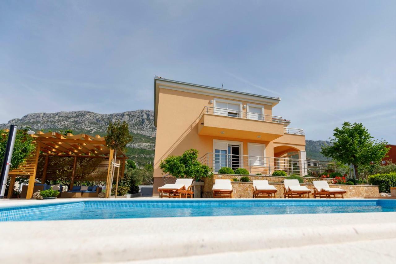 Luxury Villa Castrum Kaštela Esterno foto